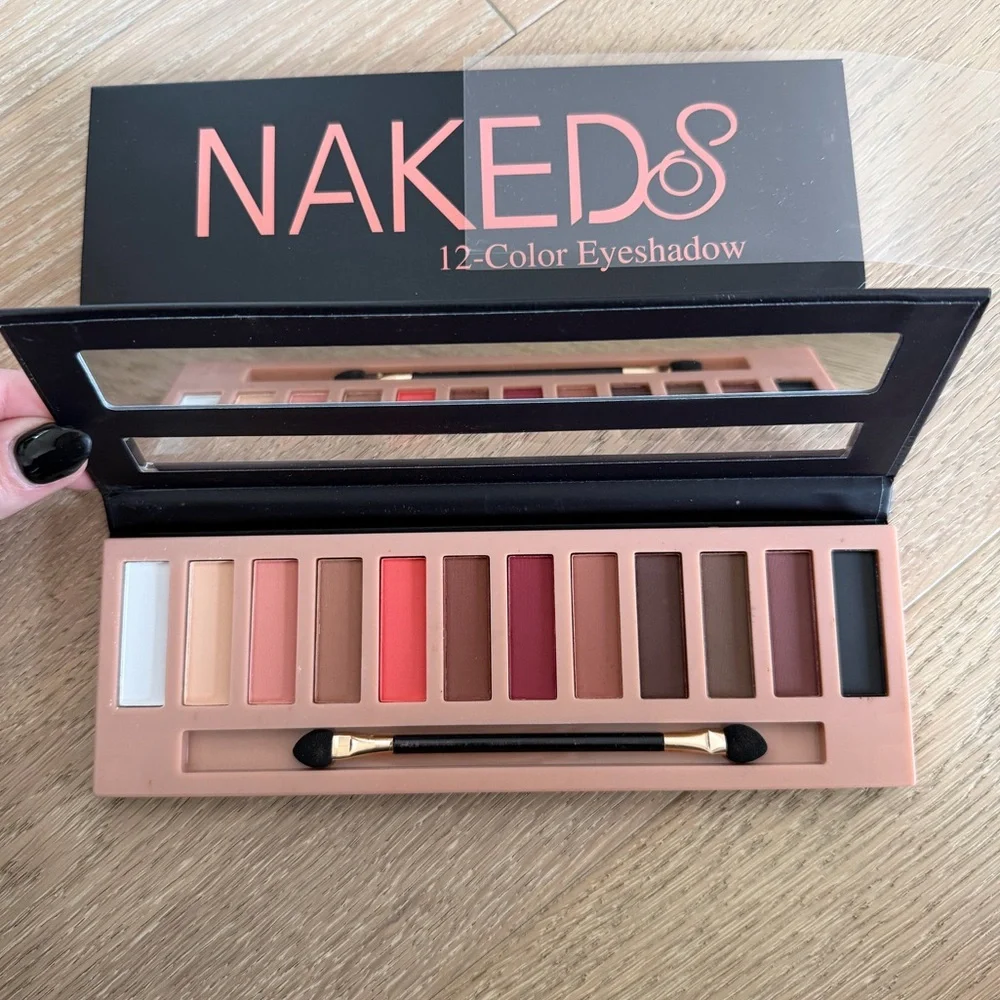 NAKEDS 12 Color Eyeshadow Palette